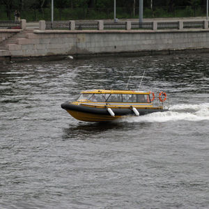 barco turístico / barco taxi / barco turístico / barco de transporte de tripulación