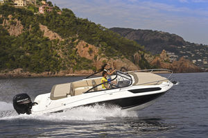 cabin-cruiser intraborda / open / 8 personas máx. / con 2 literas