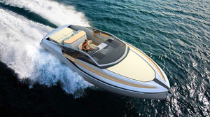 barco cabinado intraborda / diésel / bimotor / 6 personas máx.