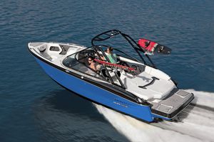 runabout intraborda / con doble consola / bow-rider / de esquí acuático