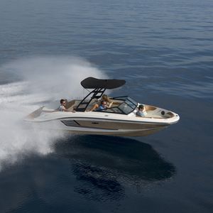 runabout intraborda / bow-rider / 12 personas máx.