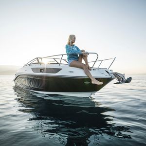 runabout intraborda / con doble consola / bow-rider / de deporte
