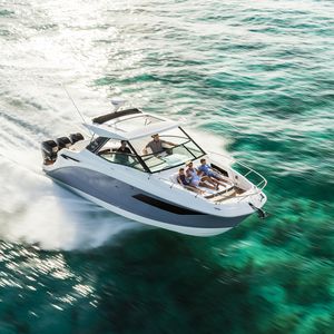 barco cabinado fueraborda / trimotor / soft-top / con 4 literas