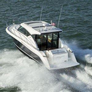 barco cabinado POD IPS / diésel / bimotor / con hard-top