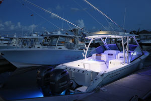 runabout fueraborda / bimotor / bow-rider / con doble consola