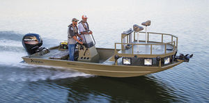 jon boat fueraborda / con consola central / de pesca deportiva / de aluminio