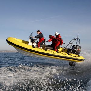 barco utilitario / fueraborda / embarcación neumática semirrígida