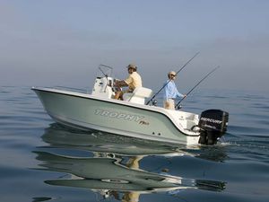 barco open fueraborda / de pesca deportiva