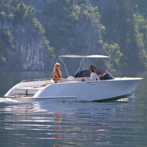 runabout intraborda / eléctrico / con doble consola / clásico