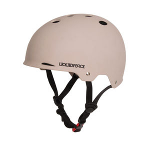 casco de deporte náutico