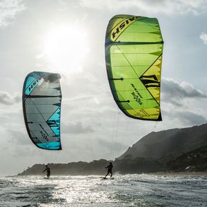 cometa kitesurf C-shape / de freeride