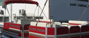 barco pontón fueraborda