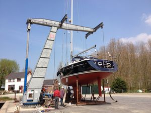 grúa para puerto deportivo / pluma giratoria