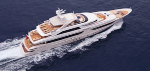 mega-yate de crucero / raised pilothouse / de acero