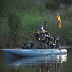 kayak sit-on-top / rígido / de pesca / 1 plaza