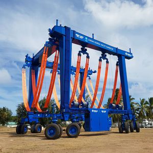 travel lift con dirección en todas las ruedas / para altas cargas