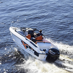 runabout fueraborda / bow-rider / con doble consola / de esquí acuático