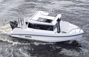 day-cruiser fueraborda / con cockpit cerrado / 7 personas máx. / con 2 literas