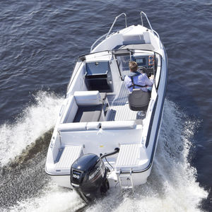 runabout fueraborda / bow-rider / con doble consola / de esquí acuático
