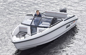 runabout fueraborda / bow-rider / con doble consola / de esquí acuático