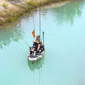 kayak sit-on-top / rígido / de pesca / 1 plaza