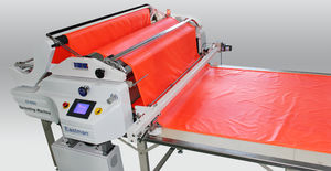 máquina tendedora con sistema de corte