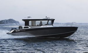 cabin-cruiser fueraborda / bimotor / con hard-top / con caseta de timón