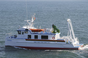 barco hidrográfico catamarán / intraborda