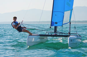 catamarán deportivo de recreo / para escuela / múltiple / doble trapecio