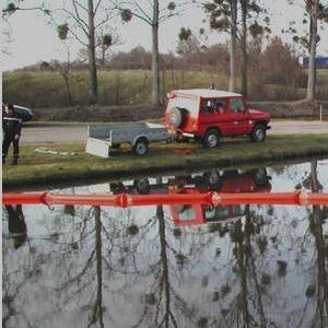 barrera de contención / flotante / para río / para puerto