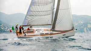 yate de vela de regata y crucero / con popa abierta