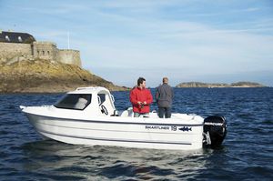 barco de motor de pesca-paseo fueraborda / 6 personas máx.