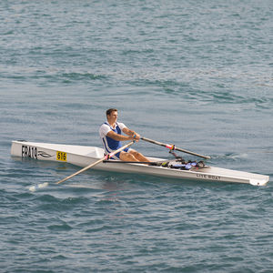 barco de remo de competición / skiff
