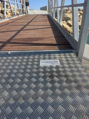Marinova Floating Systems B.V. Photo 14