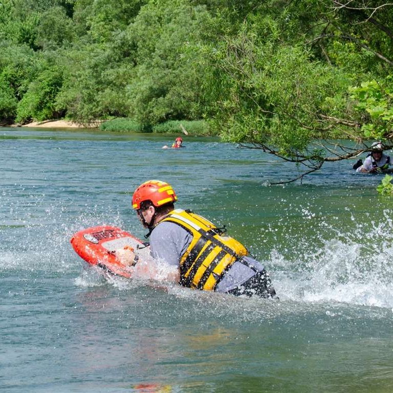 Tabla salvavidas hinchable IRB