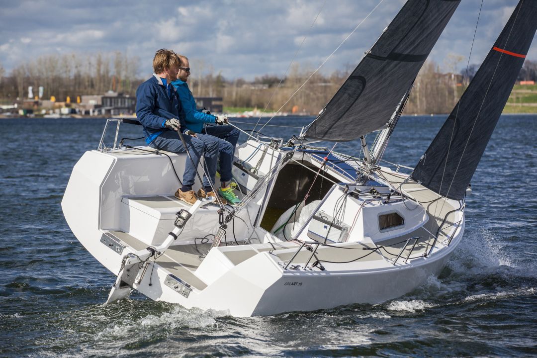 Velero de crucero - 19 - SailArt - daysailer / con popa abierta / con 4