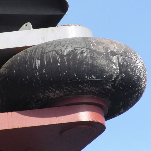 Defensa para puerto - RF series - Trelleborg Marine and Infrastructure