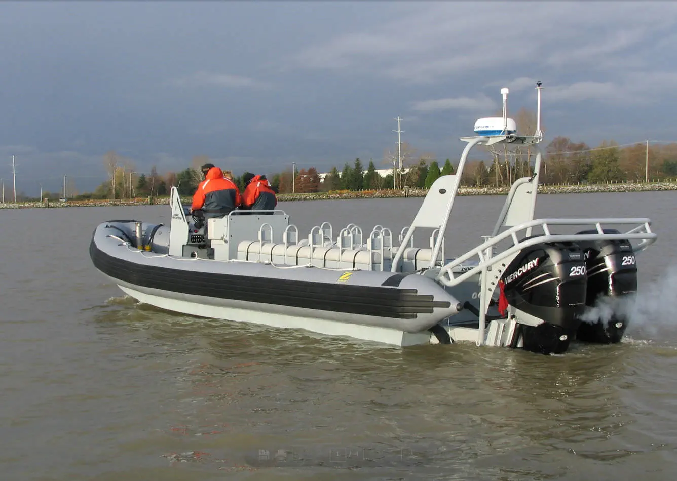 Barco profesional fueraborda - ZH 933 CDO - Zodiac Milpro