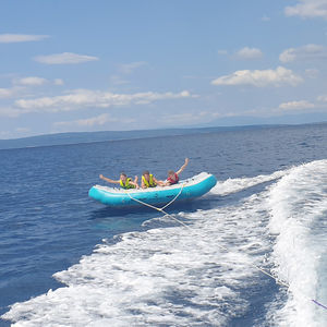 flotador de arrastre 5 personas máx.