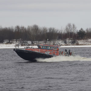 barco de búsqueda y rescate