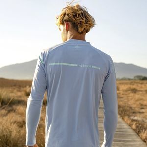 camiseta de lycra de manga larga