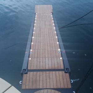 pasarela para barco