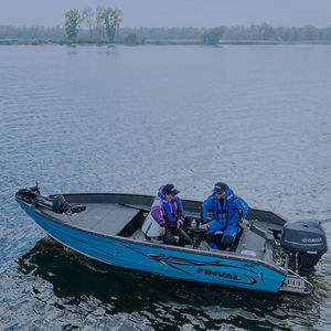 bass boat fueraborda