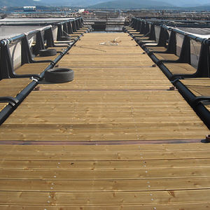 sendero flotante