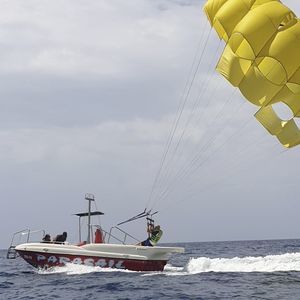 barco profesional para parasailing