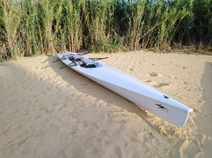 barco de remo de regata