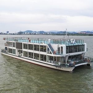ferri de pasajeros catamarán 1