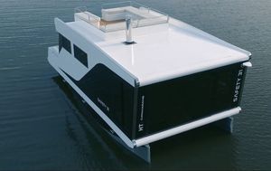 barco casa catamarán
