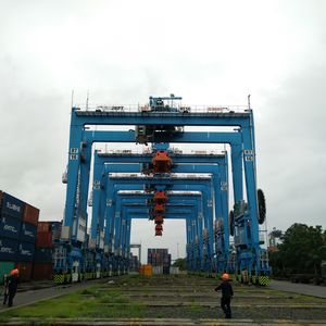 grúa pórtico para contenedores 1