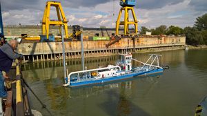 buque especial draga de succión con disgregador